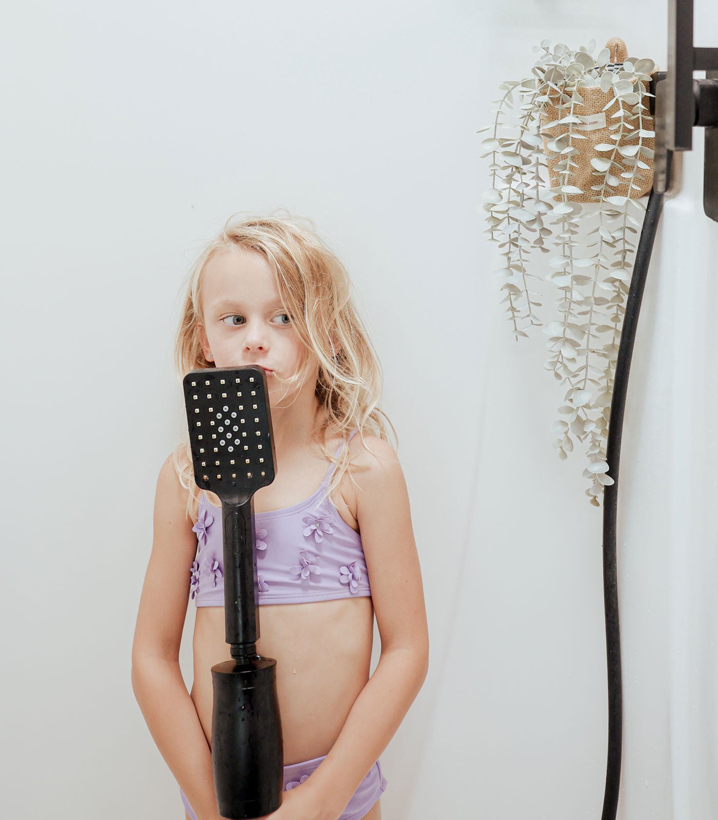 FreshFlow Shower Filter   "Better Water, Better Skin"